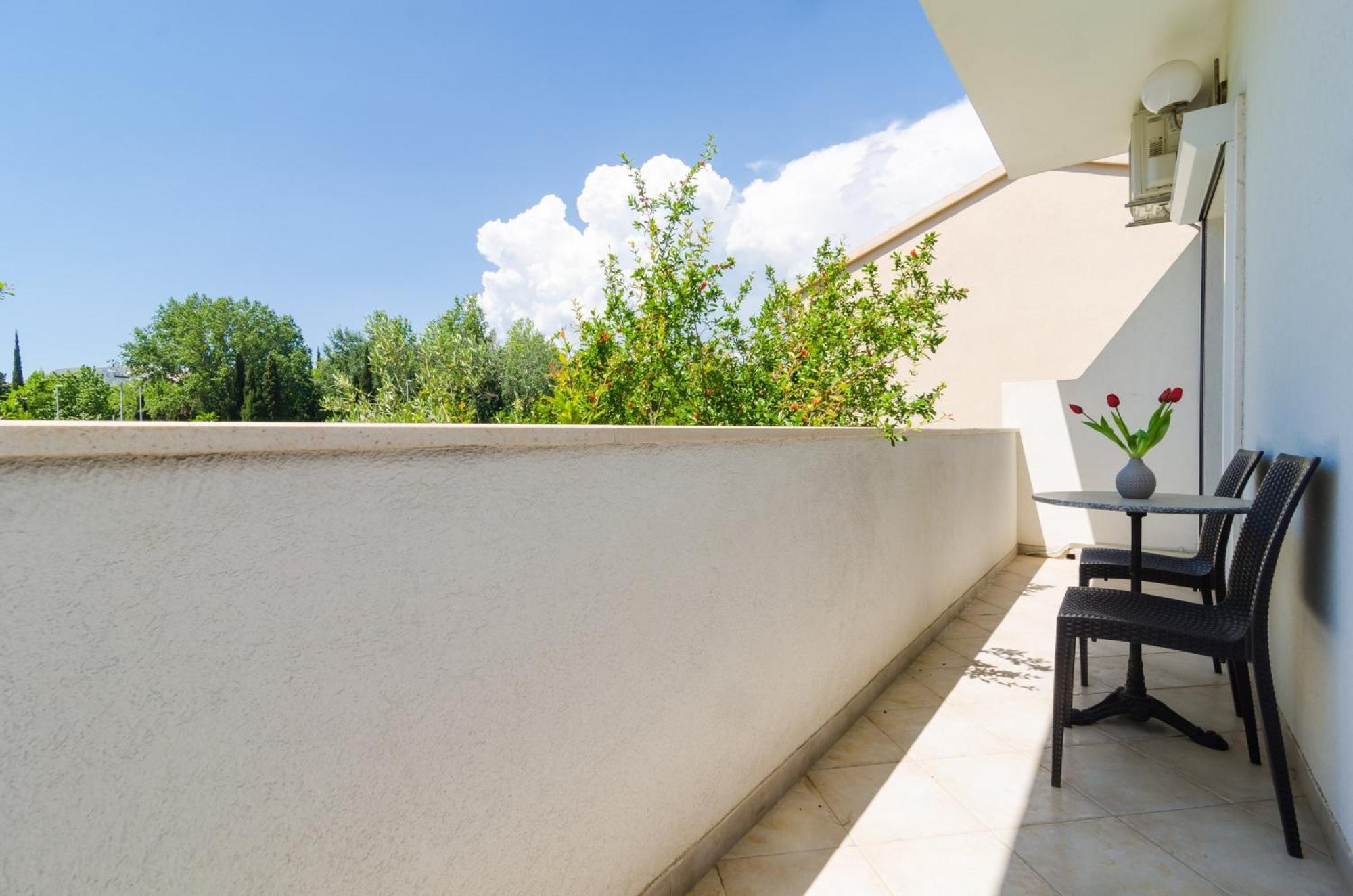 Rooms & Apartments Barisic มลินี ห้อง รูปภาพ