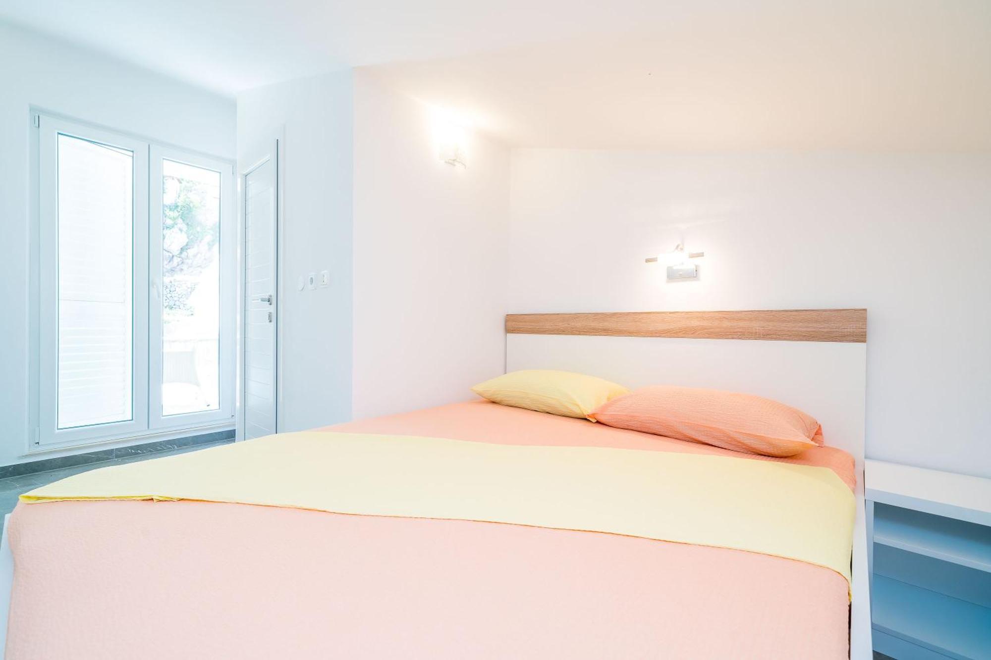 Rooms & Apartments Barisic มลินี ห้อง รูปภาพ