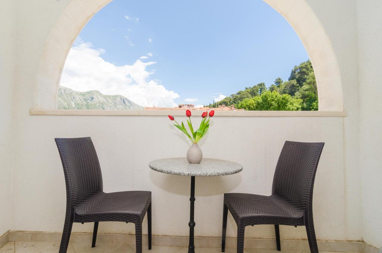 Rooms & Apartments Barisic มลินี ห้อง รูปภาพ